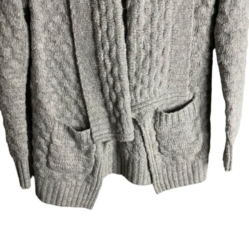 Talula Women's Light Gray Cable Knit Open Front Cardigan - Picture 3 of 8